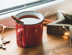 Essential Easy French Phrases for Everyday Use and Travel