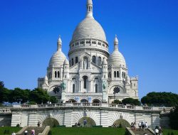 Paris Climate August Offers Warm Days but Prepare for Extremes